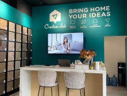 Mahasiswa Desain Interior ISI Surakarta Perluas Wawasan Material Lewat Kunjungan ke Showroom Niro Granit