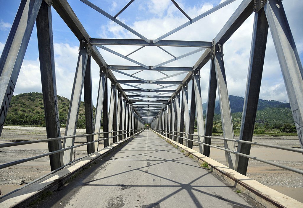 Jembatan Rangka Baja (Steel Truss Bridge)