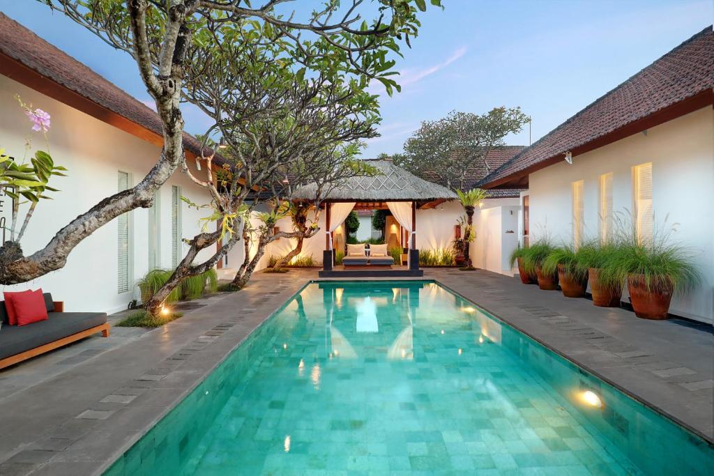 theislandhouses.com, Luxury Private Villa Stay for Intimate Celebrations and Romantic Getaways in Seminyak, Gili, and Bingin Uluwatu
