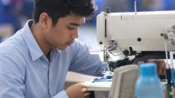 MOQ Produksi Tas Custom: Berapa Minimal Order di Konveksi Tas Bandung?