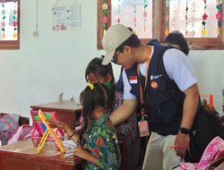 Dari Ruang Kampus ke Negeri Laskar Pelangi, Mahasiswa S2 UNAIR Implementasikan Ilmu melalui Langkah Asa Nusantara Batch 4